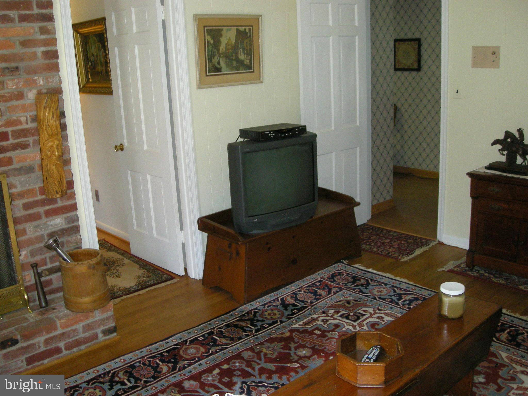2708 Jerusalem Road Kingsville, MD 21087 - Photo 14 of 26 Den, door to left (Living Room), right (Kitchen)