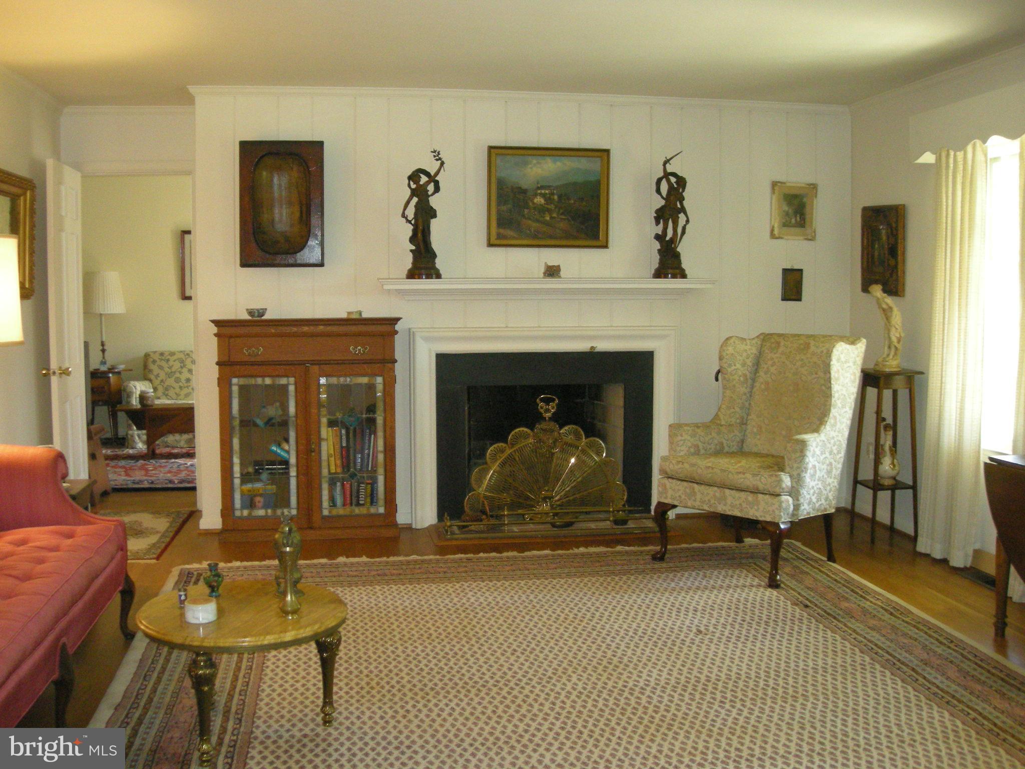 2708 Jerusalem Road Kingsville, MD 21087 - Photo 9 of 26 Living Room & Fireplace