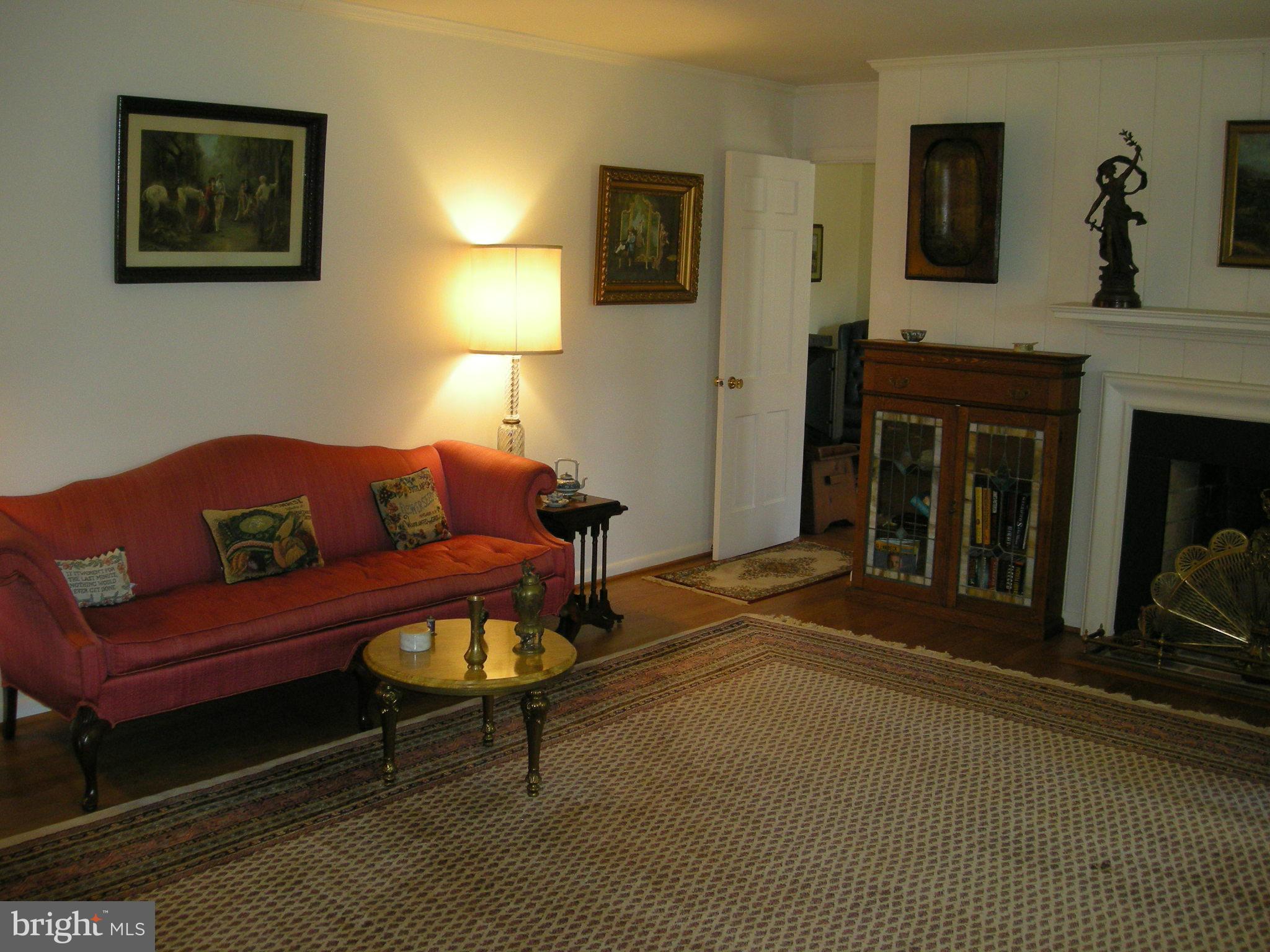 2708 Jerusalem Road Kingsville, MD 21087 - Photo 10 of 26 Living Room, Door leads to the Den
