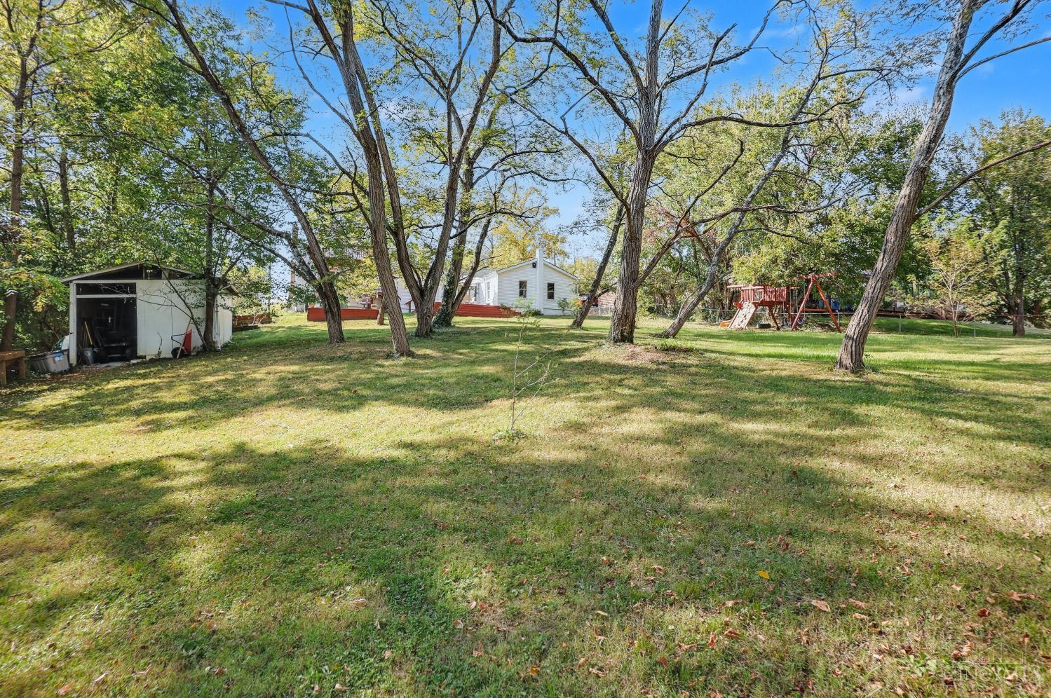 10040 Daly Road Cincinnati, OH 45231 - Photo 38 of 49 Gallery Image 38
