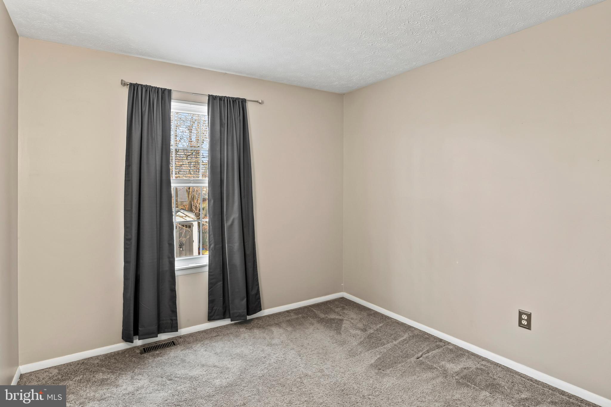 3448 Brookhaven Road Pasadena, MD 21122 - Photo 15 of 28