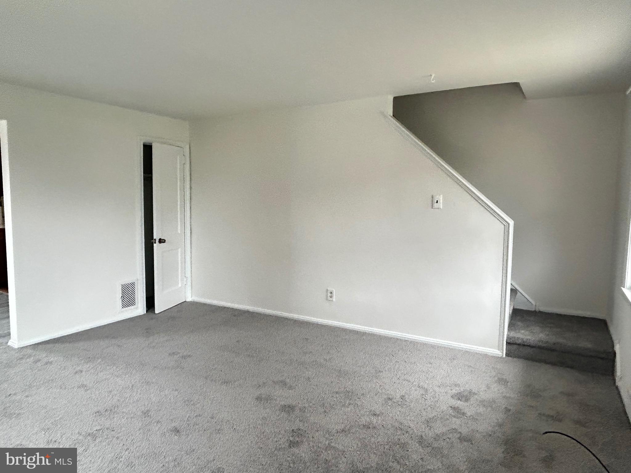 607 Braxton Road Ridley Park, PA 19078 - Photo 3 of 39 Gallery Image 3