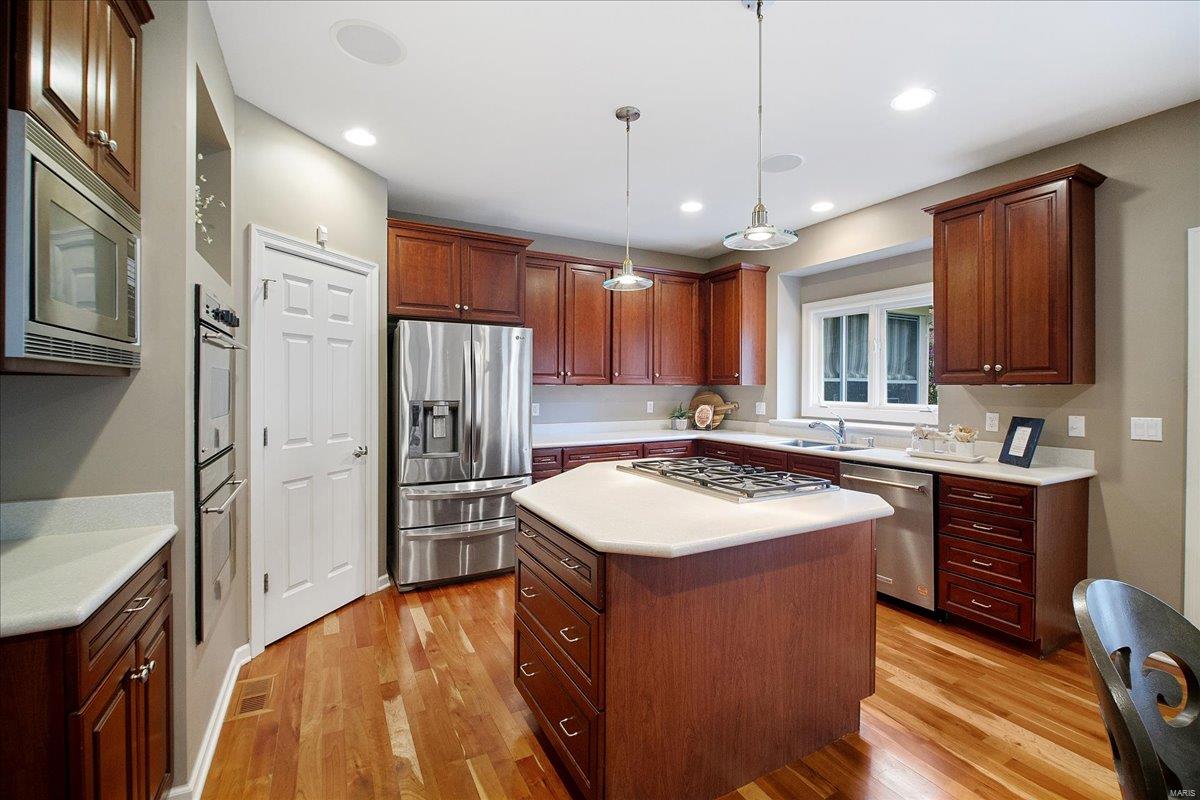 49 Picardy Hill Drive Chesterfield, MO 63017 - Photo 11 of 46