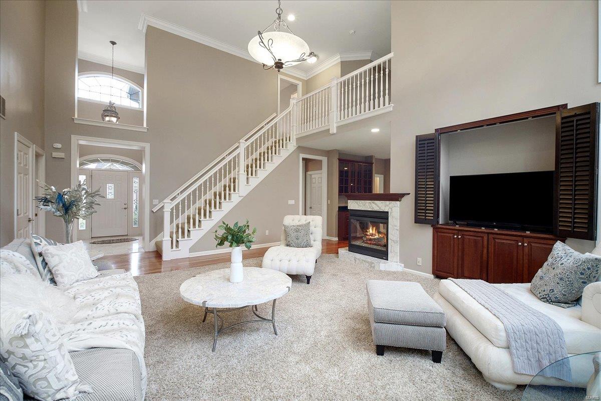 49 Picardy Hill Drive Chesterfield, MO 63017 - Photo 6 of 46