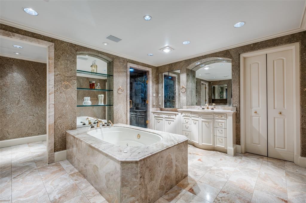 5200 Keller Springs Road, Unit 1424 & 1426 Dallas, TX 75248 - Photo 15 of 20