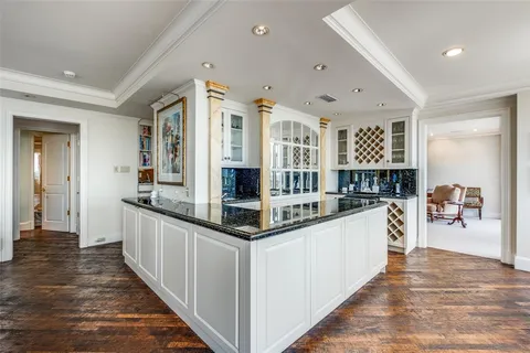 $799,000 | 5200 Keller Springs Road, Unit 1424 & 1426, Dallas, TX 75248