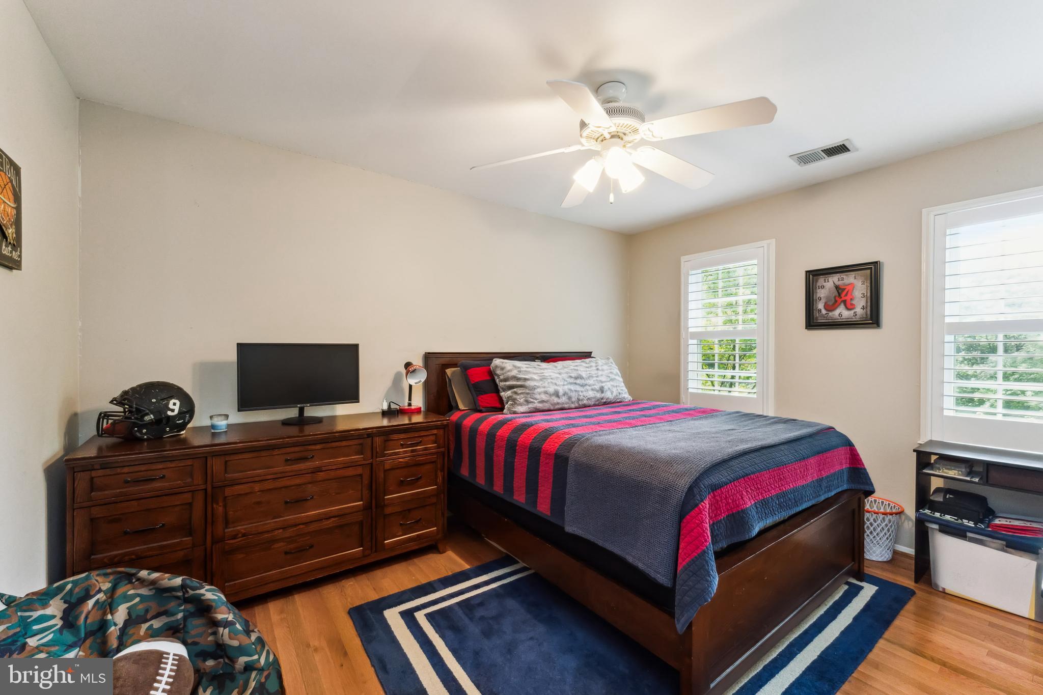 2807 Bree Hill Road Oakton, VA 22124 - Photo 15 of 29 Gallery Image 15