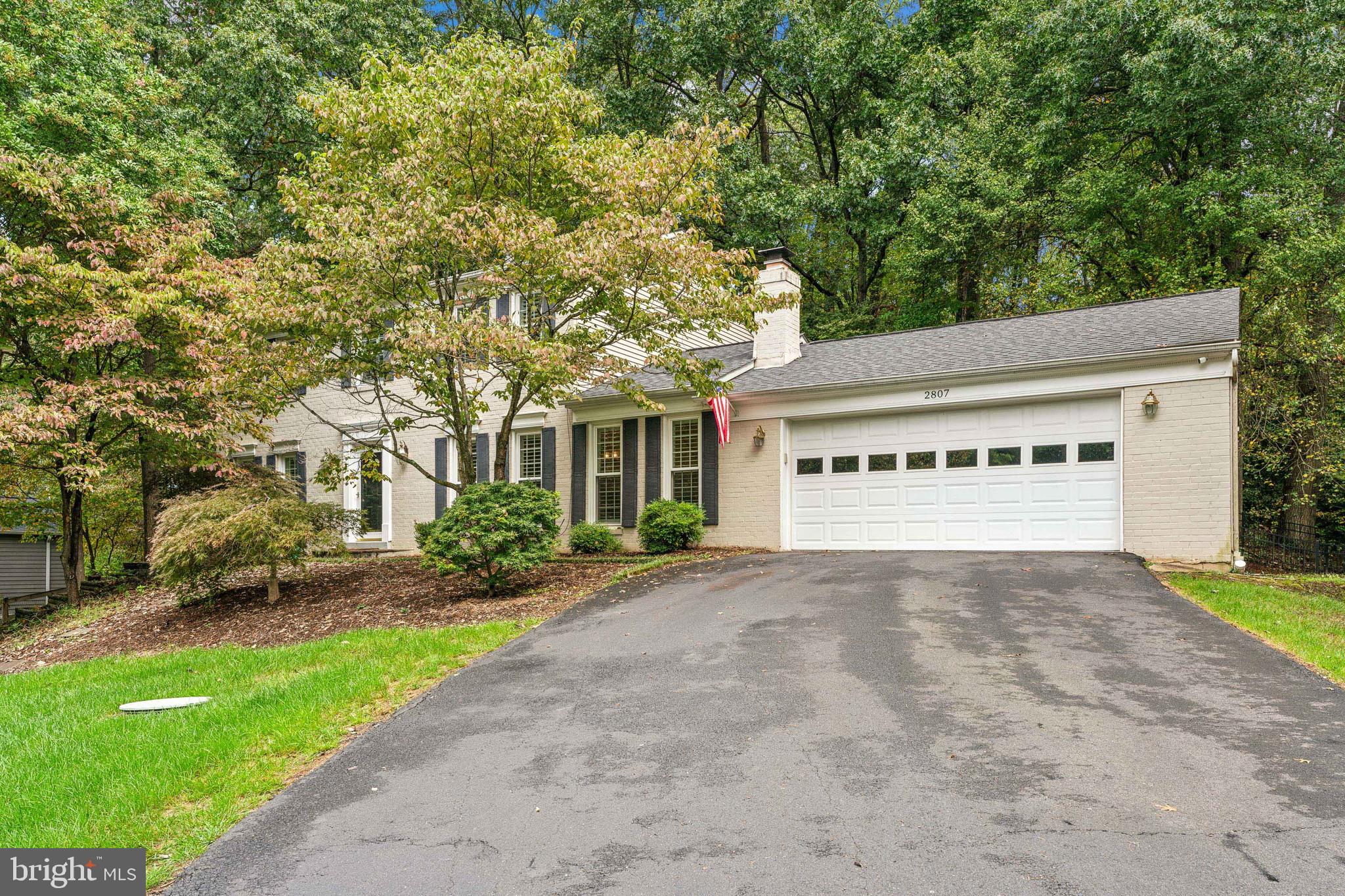 2807 Bree Hill Road Oakton, VA 22124 - Photo 2 of 29 Gallery Image 2