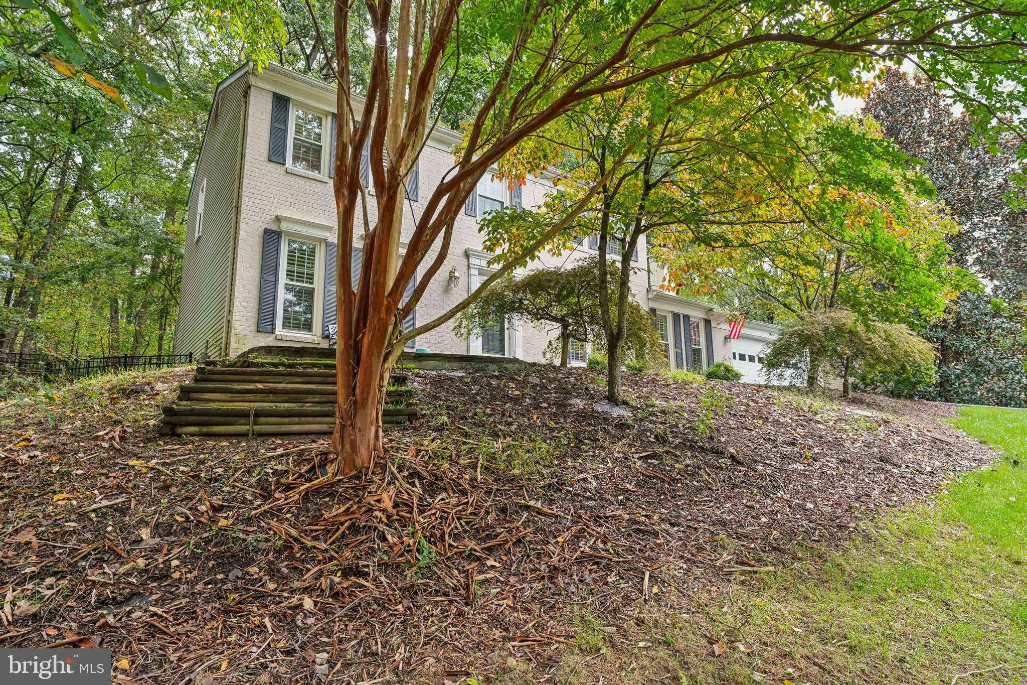 2807 Bree Hill Road Oakton, VA 22124 - Photo 3 of 29 Gallery Image 3