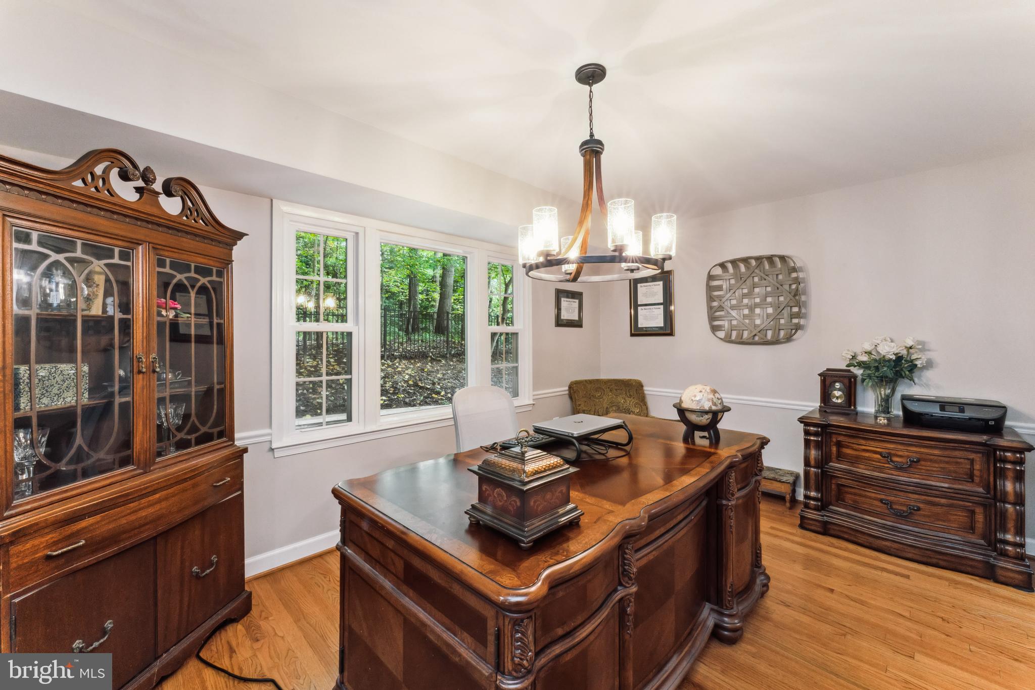 2807 Bree Hill Road Oakton, VA 22124 - Photo 7 of 29 Gallery Image 7