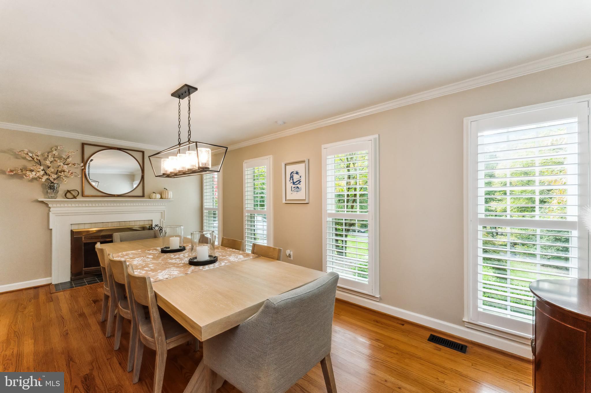 2807 Bree Hill Road Oakton, VA 22124 - Photo 8 of 29 Gallery Image 8
