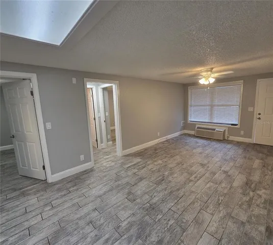 $1,150 | 1400 Strawberry Place, Unit 27, Plant City, FL 33563