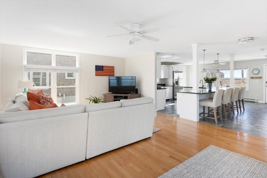 91 Gurnet Road Duxbury, MA 02332 - Photo 4 of 29