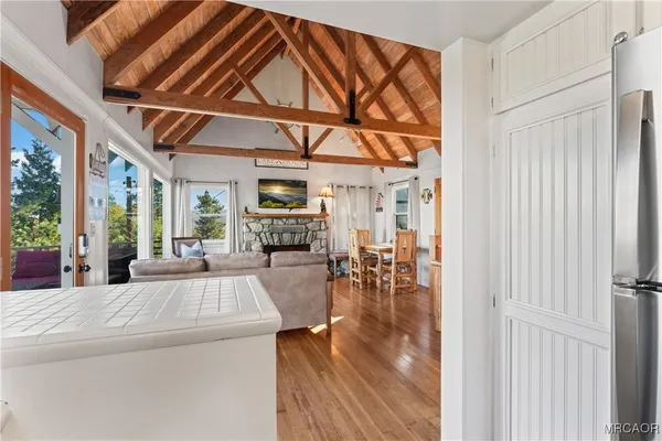 $699,999 | 347 Emerald Drive, Lake Arrowhead, CA 92352