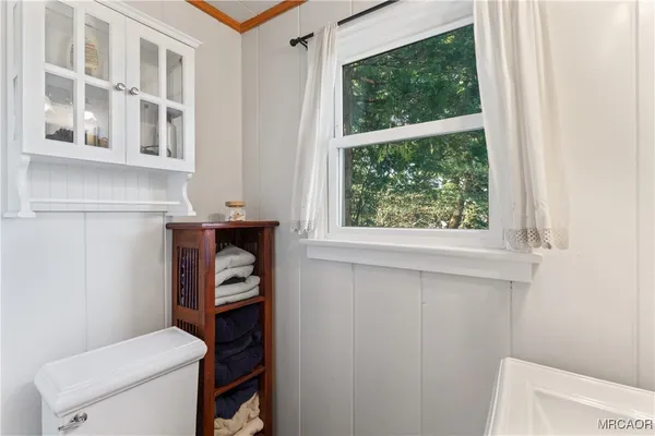 $699,999 | 347 Emerald Drive, Lake Arrowhead, CA 92352