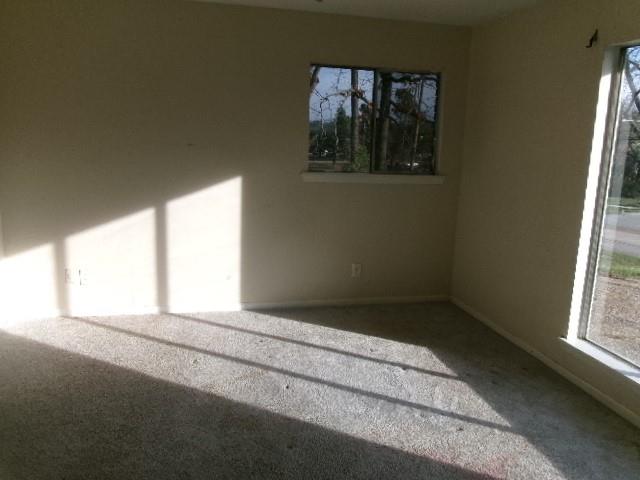9146 Kingston Road Shreveport, LA 71118 - Photo 11 of 14 a view of empty room with window