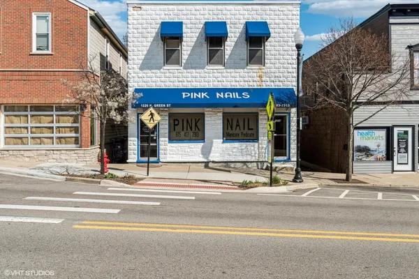 a view of a building entrance
