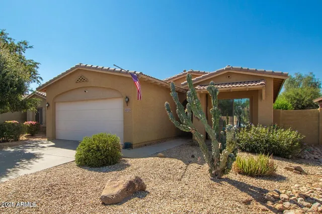 $2,040 | 13723 West Maui Lane, Surprise, AZ 85379