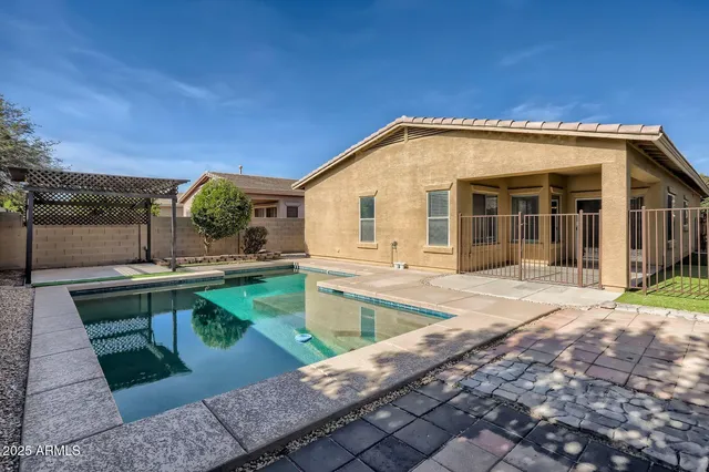 $2,040 | 13723 West Maui Lane, Surprise, AZ 85379