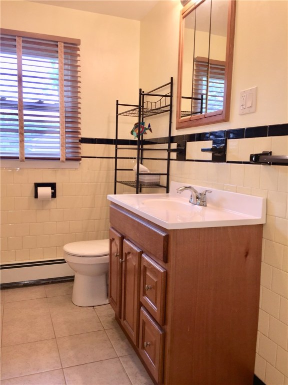 4 Eleanor Drive Coventry, RI 02816 - Photo 17 of 27