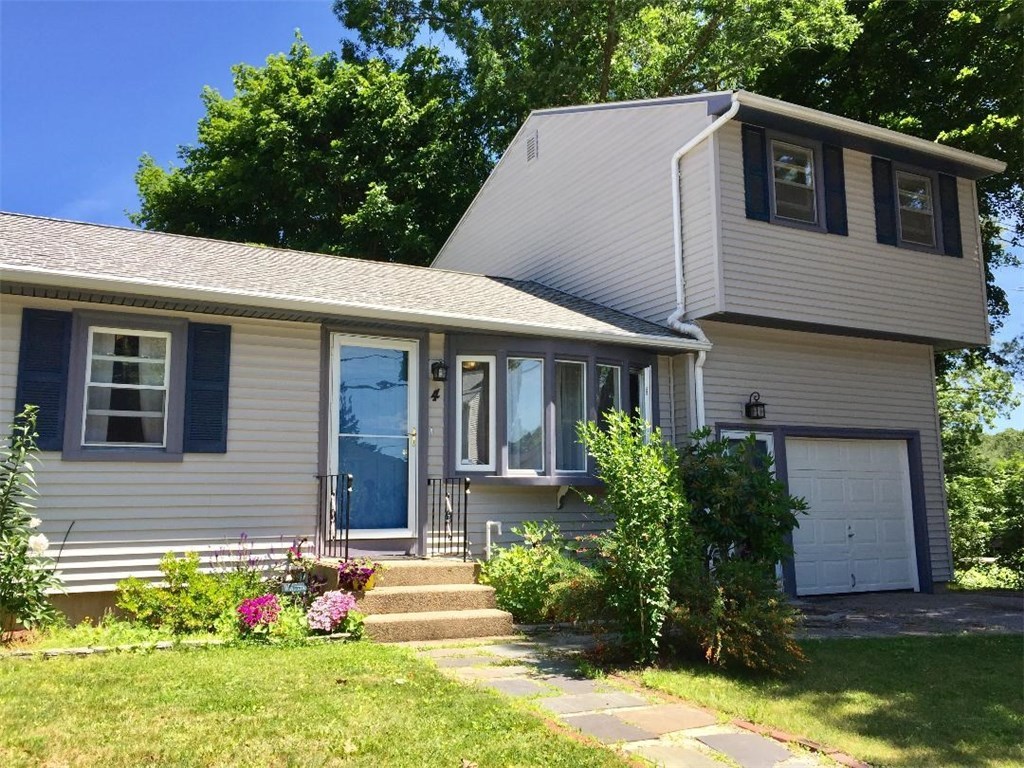 4 Eleanor Drive Coventry, RI 02816 - Photo 3 of 27