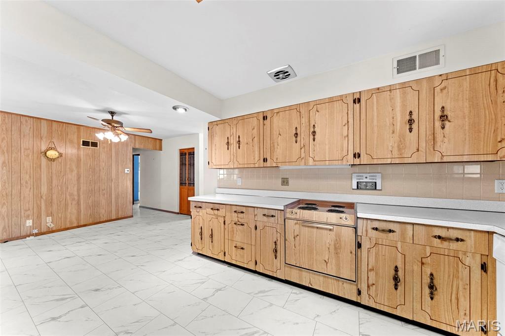 3223 Lin Tel Road St. Louis, MO 63125 - Photo 11 of 39 Gallery Image 11