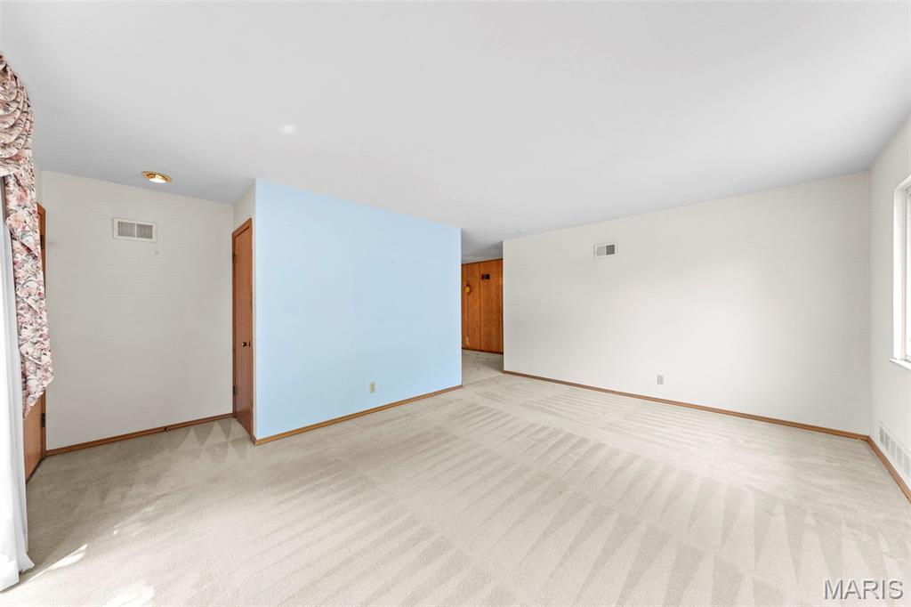 3223 Lin Tel Road St. Louis, MO 63125 - Photo 6 of 39 Gallery Image 6