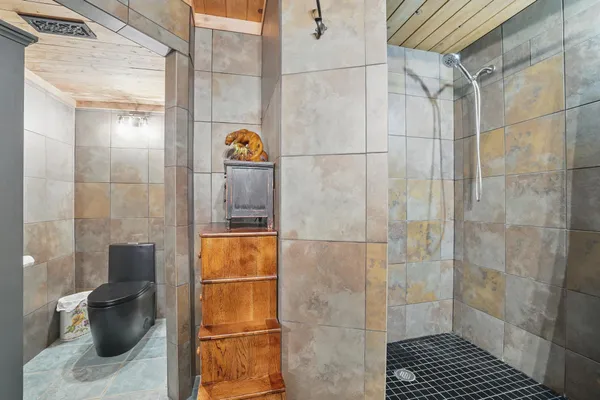 $859,900 | W11333 862nd Street, River Falls, WI 54022