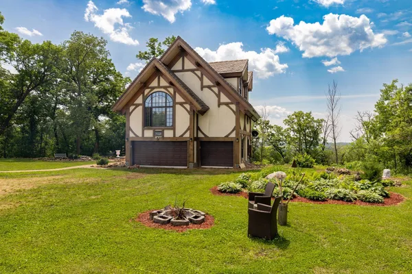$859,900 | W11333 862nd Street, River Falls, WI 54022