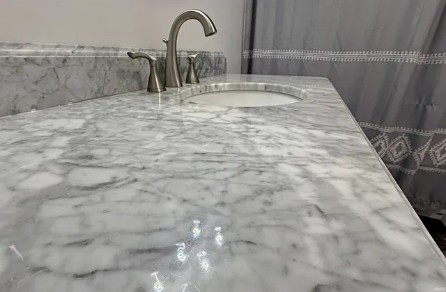 $179,900 | 705 Southwest 1st Street, Washington, IN 47501