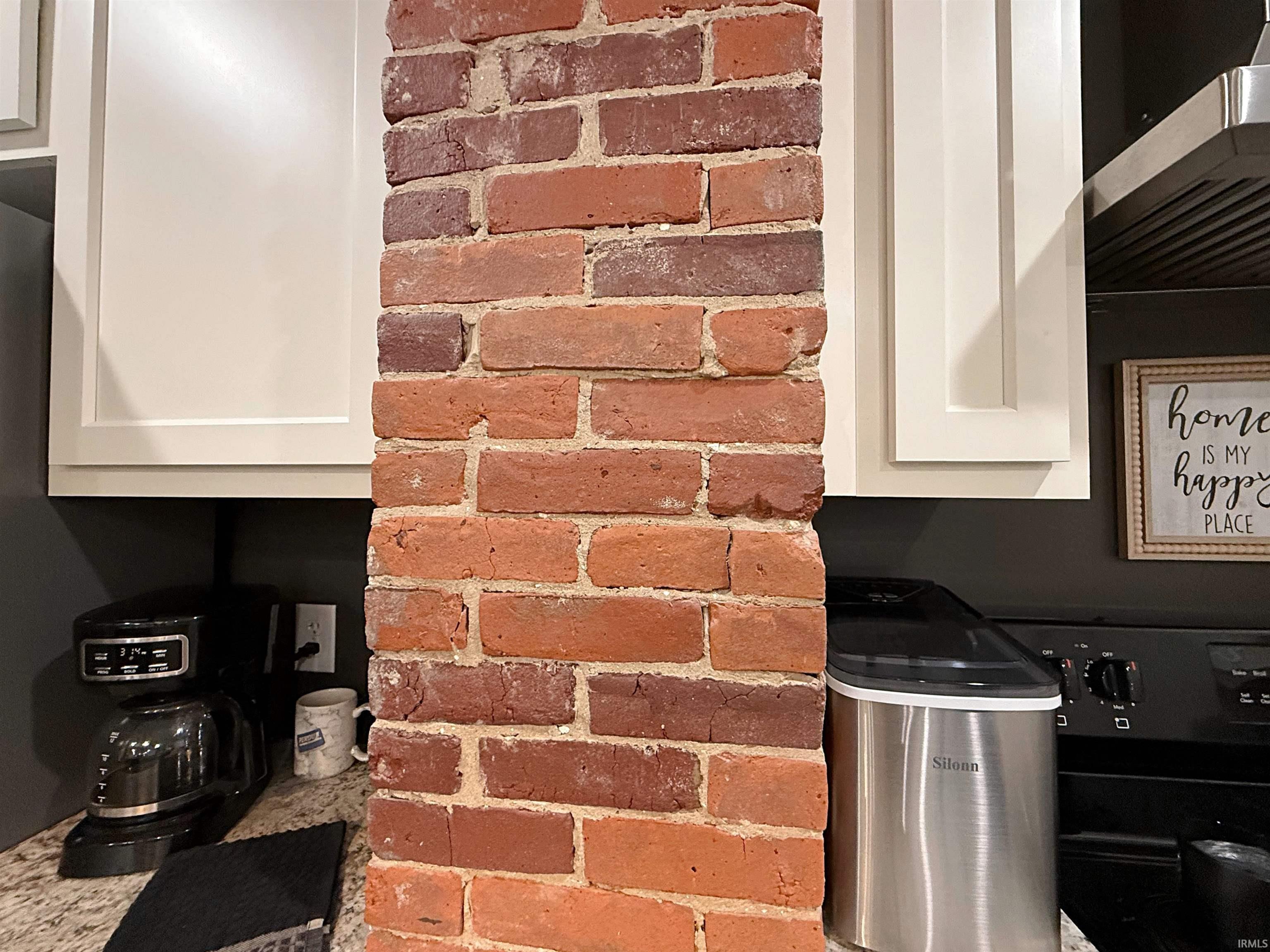 705 Southwest 1st Street Washington, IN 47501 - Photo 9 of 29