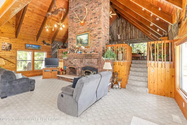 $899,000 | 627 Grandview Drive, Alpine, WY 83128