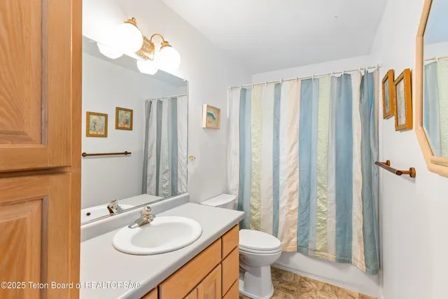 $899,000 | 627 Grandview Drive, Alpine, WY 83128