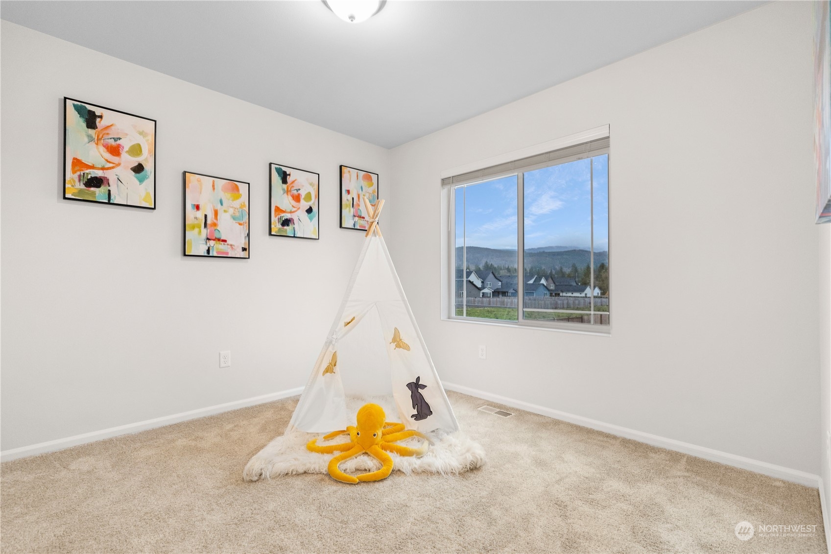 1341 Cascade Street Sultan, WA 98294 - Photo 21 of 39 a view of wooden floor and workspace