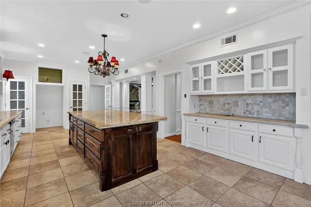 $499,900 | 607 South Haswell Drive, Bryan, TX 77803