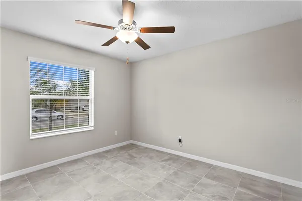 $2,600 | 7109 Paradise Island Court, Sun City Center, FL 33573