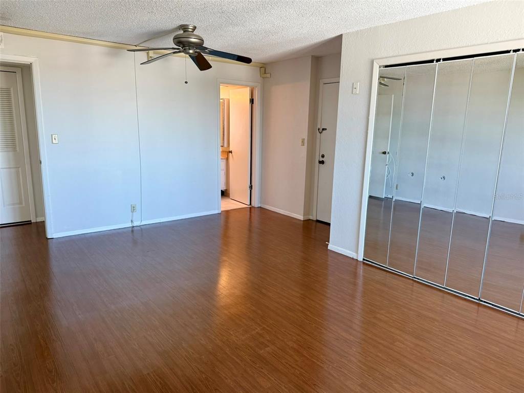 255 Dolphin Point, Unit 710 Clearwater Beach, FL 33767 - Photo 12 of 28
