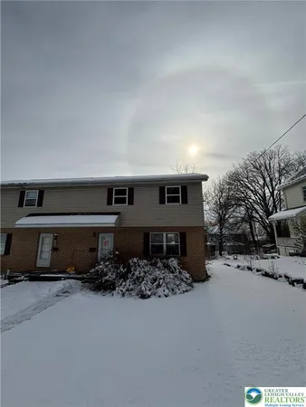 $2,100 | 818 William Street, Pen Argyl, PA 18072