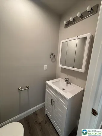 $2,100 | 818 William Street, Pen Argyl, PA 18072