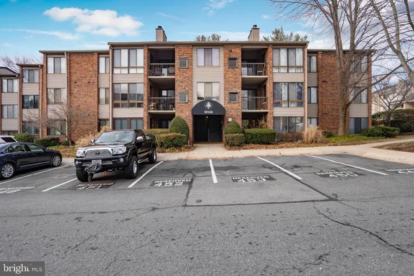 a car parked in front of a building