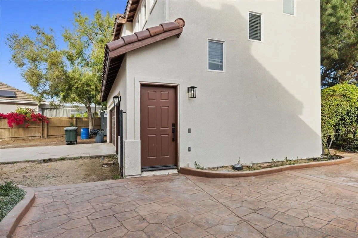 2196 Kirkcaldy Road Fallbrook, CA 92028 - Photo 38 of 57 a view of a storage & utility room