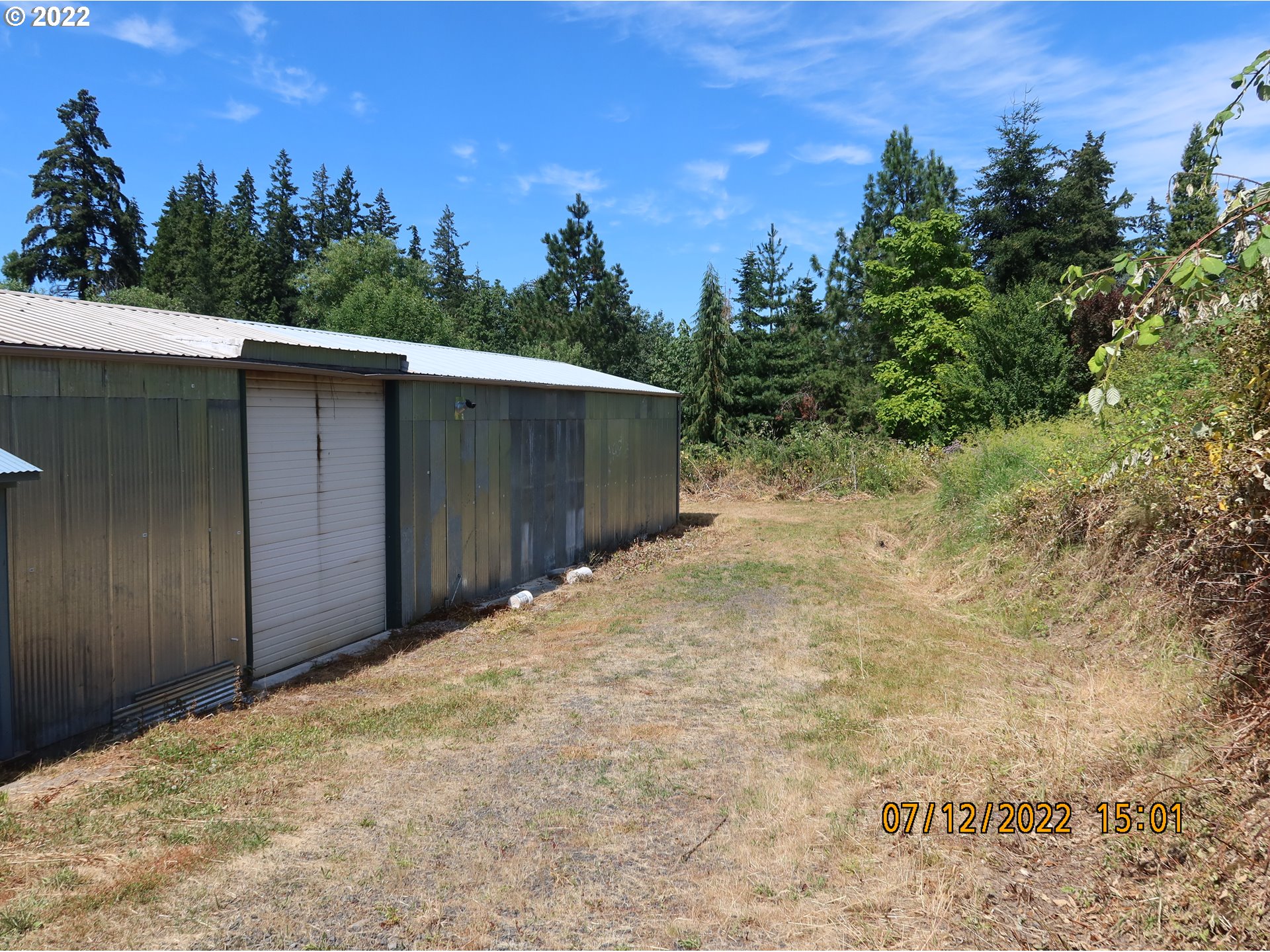 4315 Cordon Road Northeast Salem, OR 97305 - Photo 6 of 11 a backyard of a house