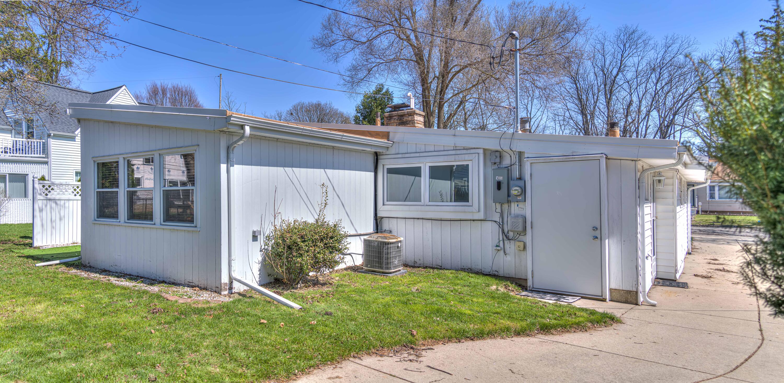 740 Briarcliff Road Jackson, MI 49203 - Photo 25 of 30 407 Briarcliff 07