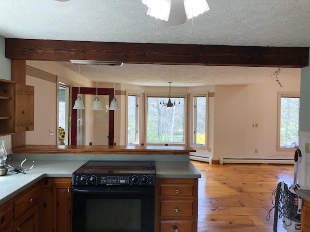 93 Kingston Road Exeter, NH 03833 - Photo 13 of 40