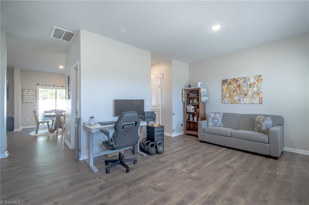 211 Roseberry Loop Burlington, NC 27215 - Photo 12 of 25