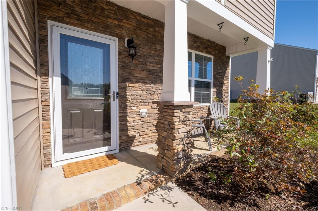 211 Roseberry Loop Burlington, NC 27215 - Photo 2 of 25