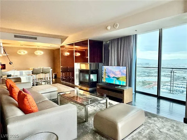 $398,000 | 4381 West Flamingo Road, Unit 2821, Las Vegas, NV 89103