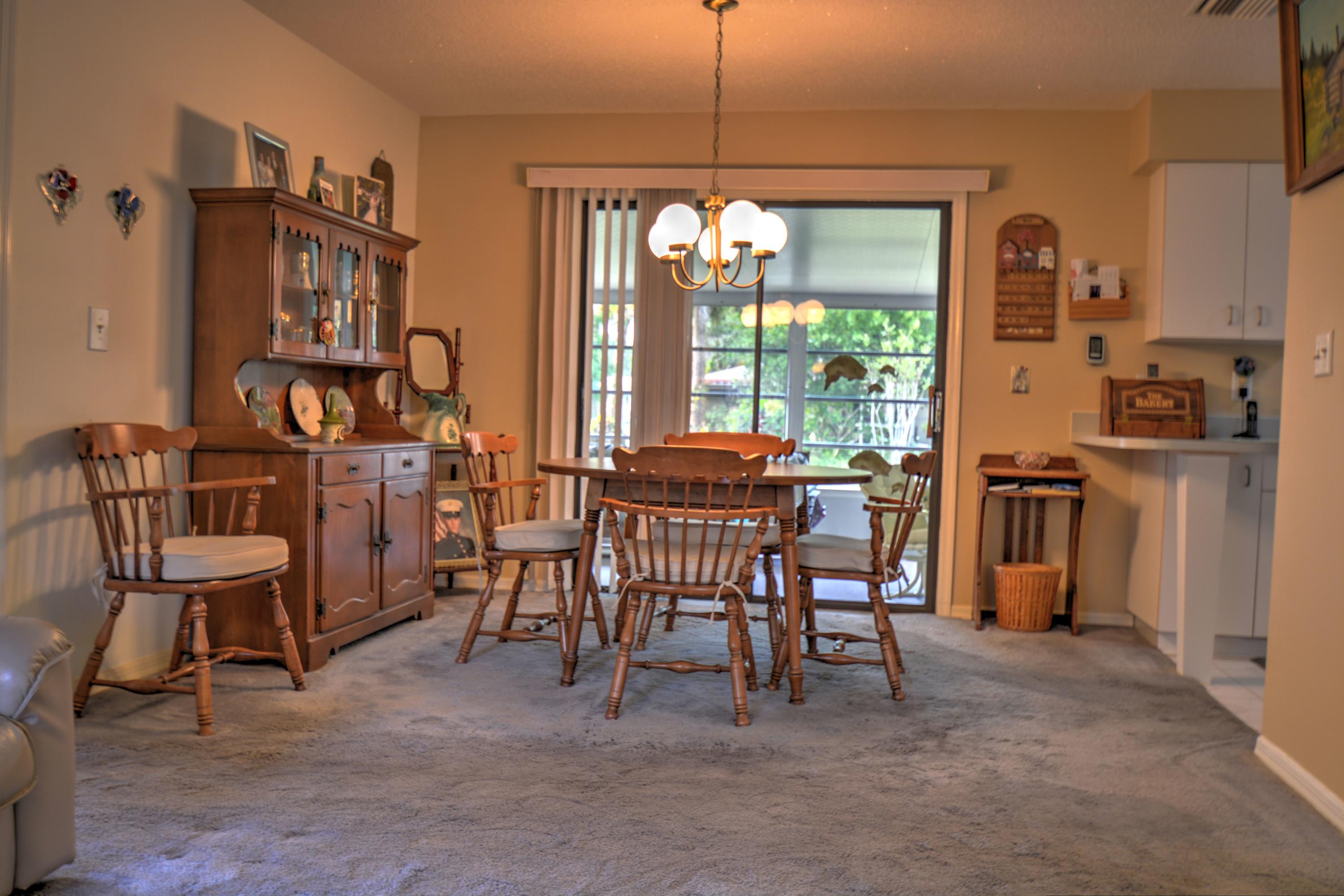 7604 Kenwood Road Fort Pierce, FL 34951 - Photo 5 of 21 Dining