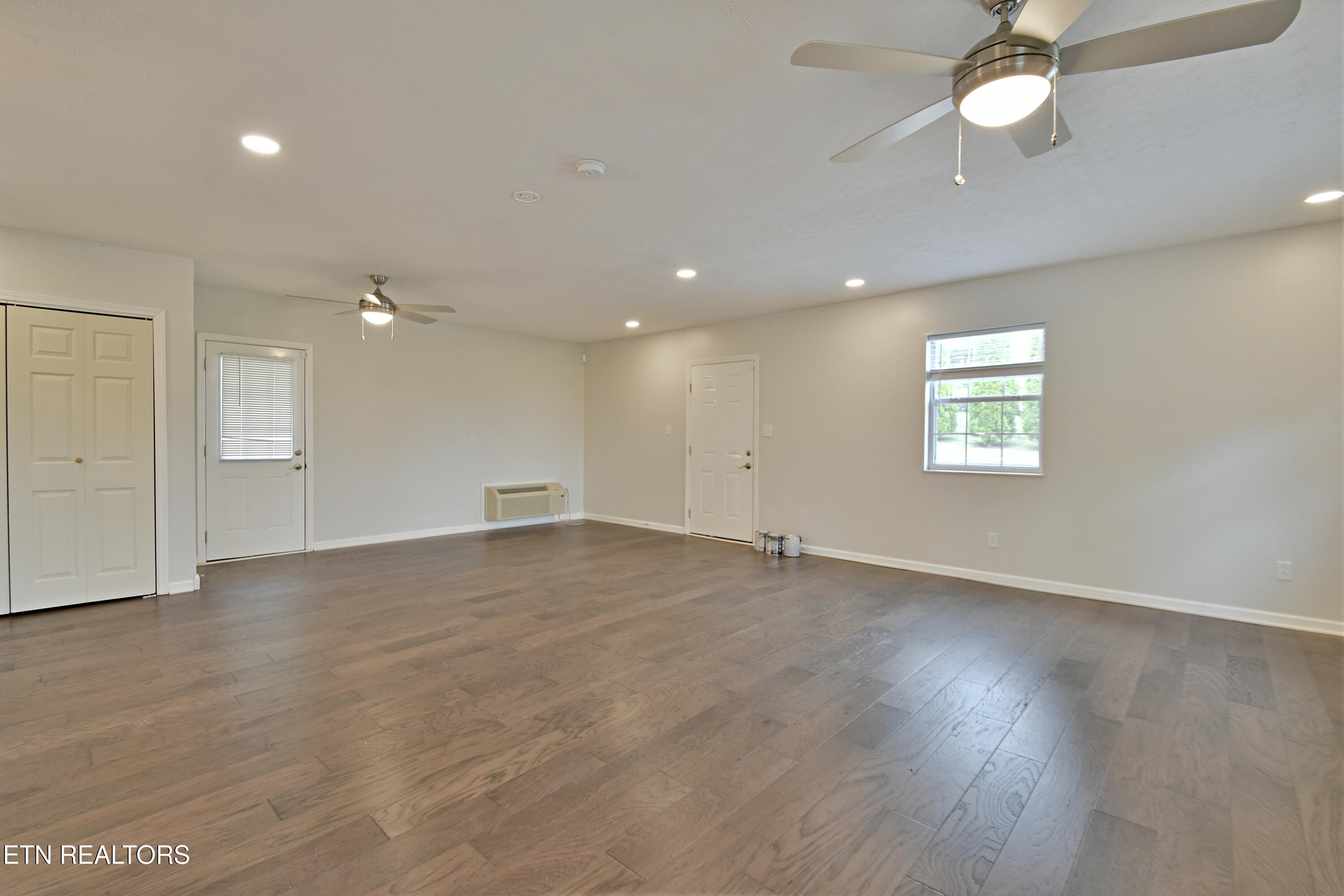 719 McFee Road Knoxville, TN 37934 - Photo 11 of 33 DSC_2214