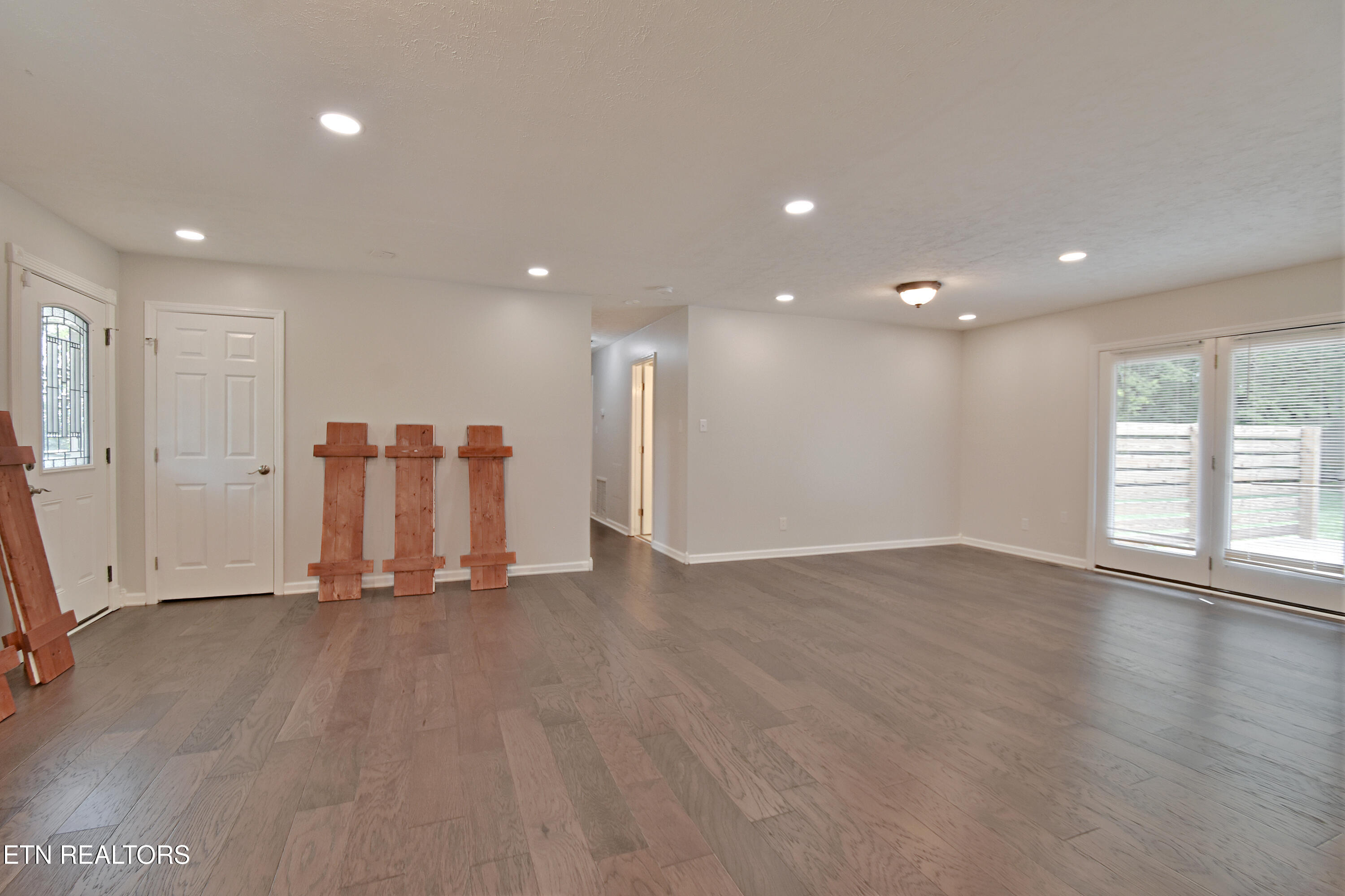 719 McFee Road Knoxville, TN 37934 - Photo 6 of 33 DSC_2272